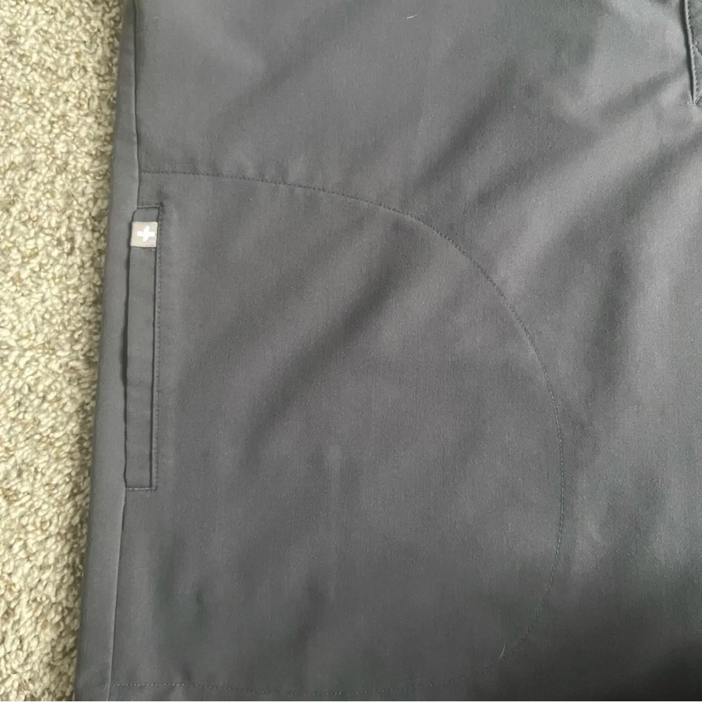 Figs Women's Gray Top with Red Accents - Picture 4 of 6